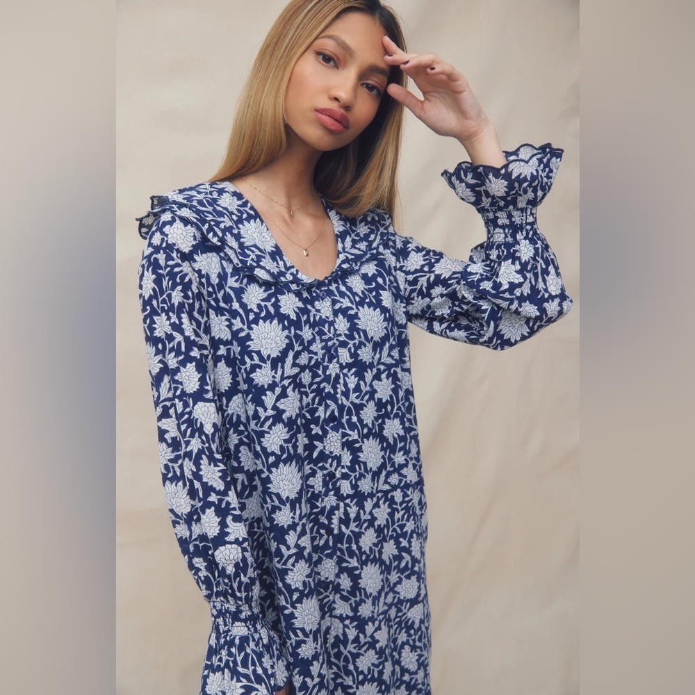 New! Ophelia & Indigo Navy Floral Tilly Maxi Dress Xs Nwt! — image 4 of 8
